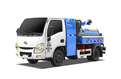 上汽躍進純電吸糞車 