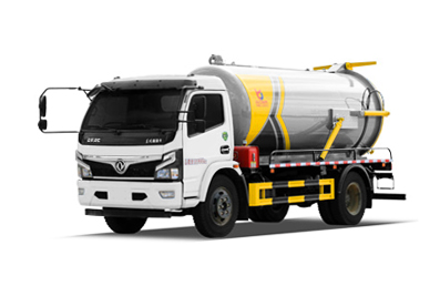 東風(fēng)大多利卡吸污車 