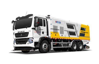 重汽豪沃后雙橋深度保潔車 