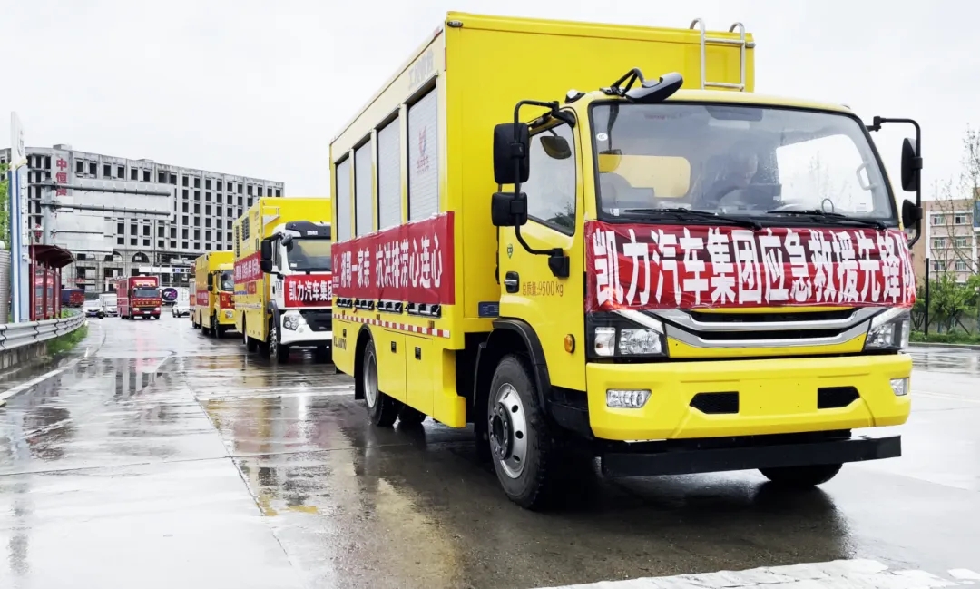 【現(xiàn)場(chǎng)直擊】勇戰(zhàn)洞庭！搶險(xiǎn)救援中的英雄群像