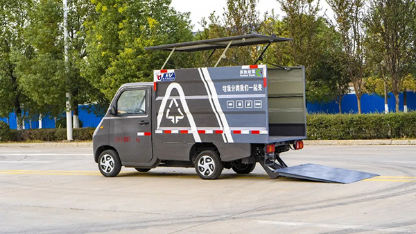 【微型環(huán)衛(wèi)】凱力風活越神童新能源桶裝垃圾車，輕松解決“最后一公里”清運難題！