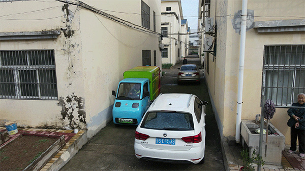 【微型環(huán)衛(wèi)】城市角落垃圾清運不再難！凱力風活越神童新能源自裝卸垃圾車分分鐘搞定！